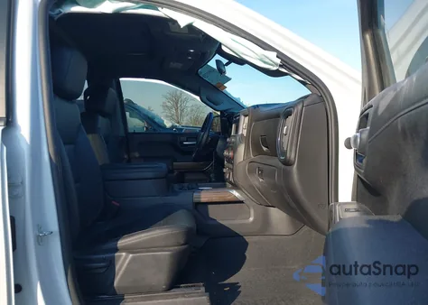 2021 Chevrolet Silverado 1500 4Wd Standard Bed Lt Trail Boss from USA, damaged, VIN 3GCPYFED2MG346221